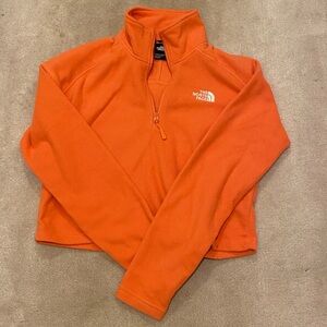 The North Face cropped 1/4 zip fleece small